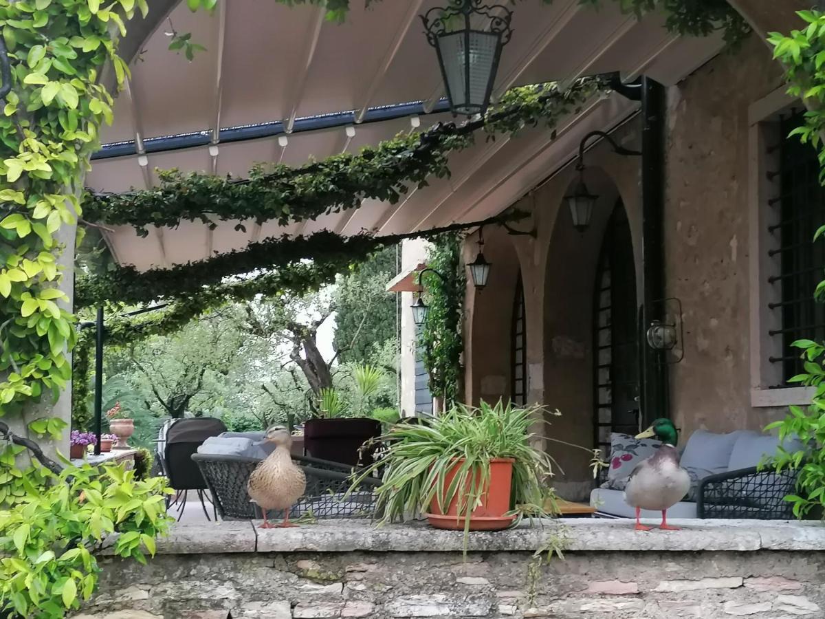 Villa Paradiso Sirmione Exterior photo