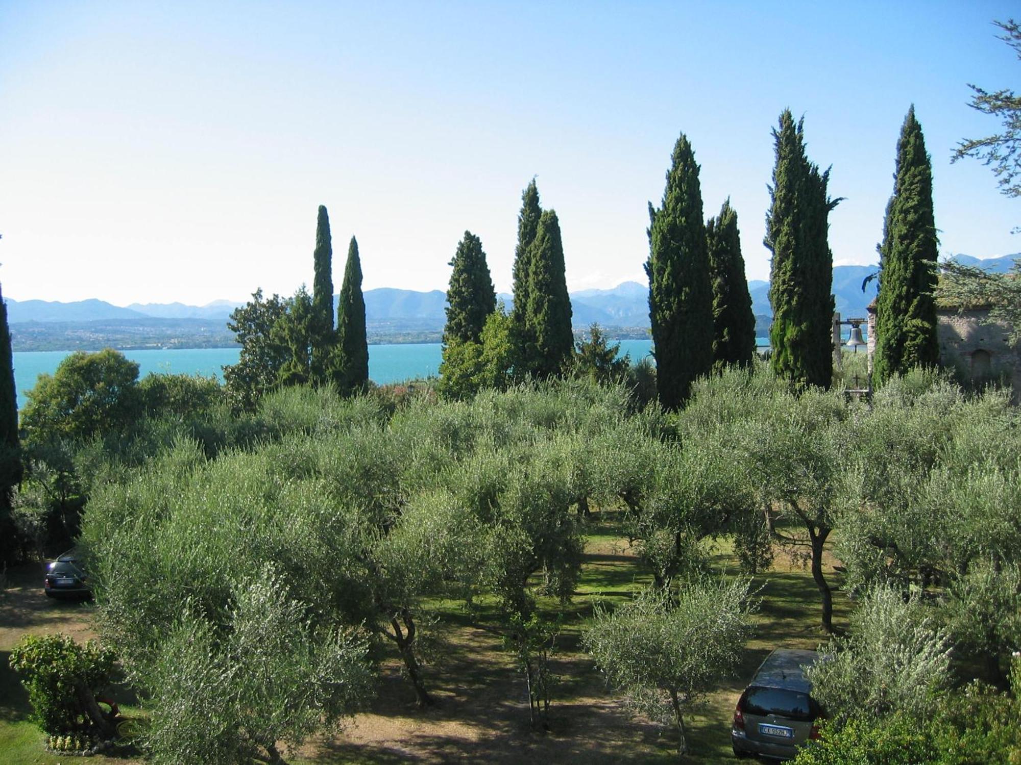Villa Paradiso Sirmione Exterior photo
